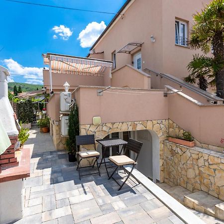 Apartments Punat Downtown Exterior photo