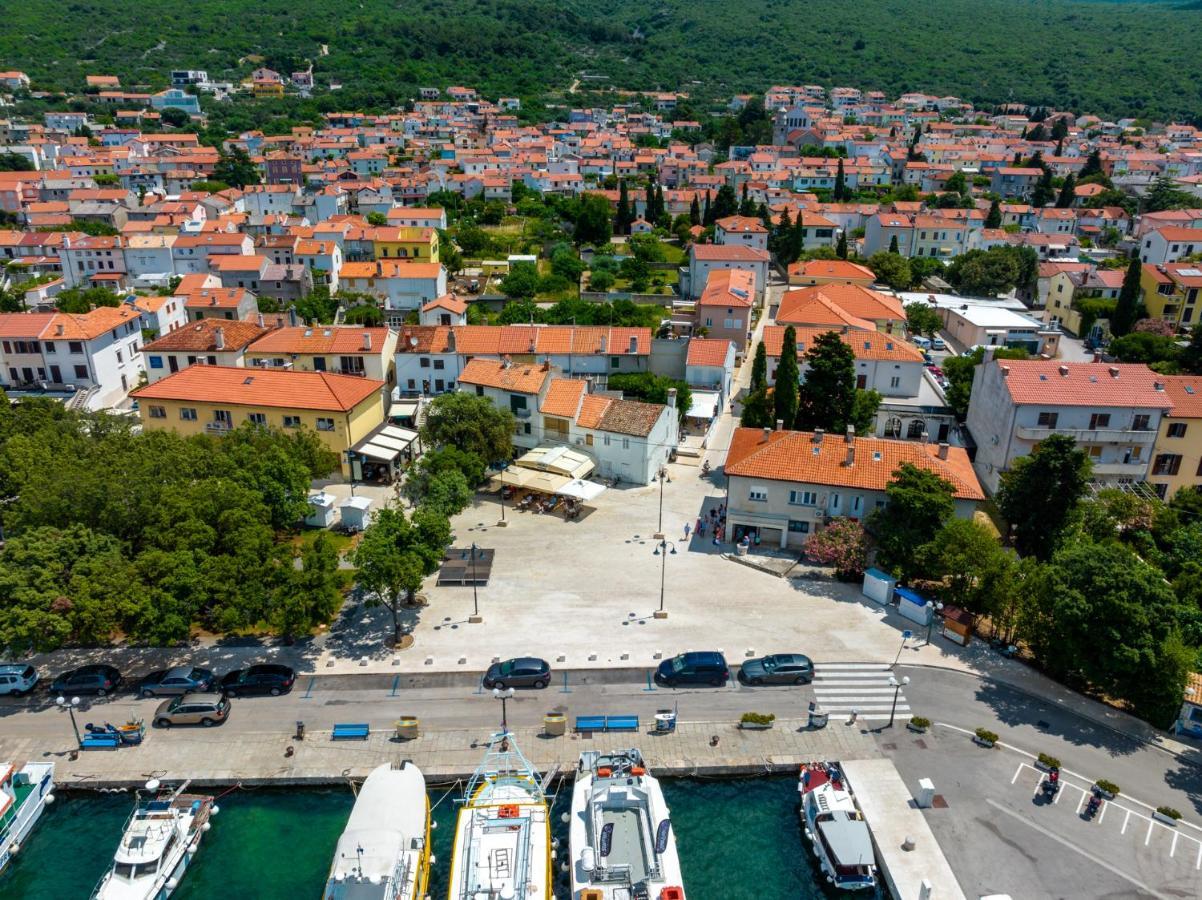Apartments Punat Downtown Exterior photo