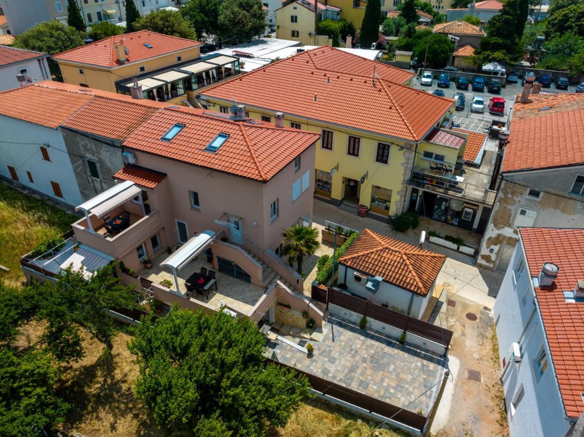 Apartments Punat Downtown Exterior photo